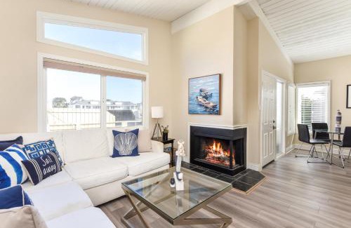 Balboa Peninsula House | 2 Bedroom in BACK of our BEACHFRONT Home