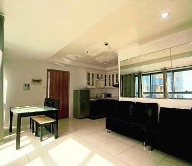 Ermita Apartment | 2 Bedroom in Grand Riviera Suites infront of US Embassy