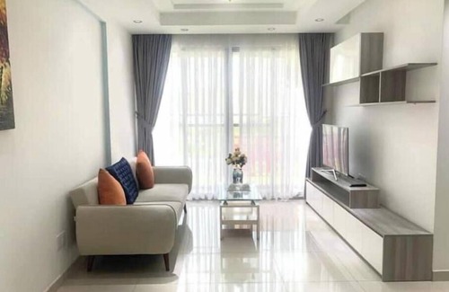 Tan Thuan Dong Apartment | 2 Bedroom in Scenic Valley PMH