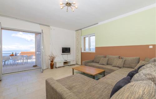 Lukovo Apartment | 2 Bedroom Lovely Apartment In Lukovo