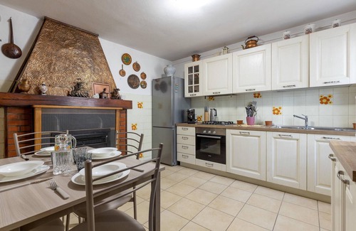 Valpromaro House | 2 bedroom lovely home in Valpromaro