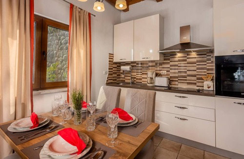 Viskovo House | 2 bedroom lovely home in Kastav
