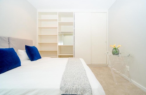 Bantry Bay Villa | 2 Bedroom Luxury Villa