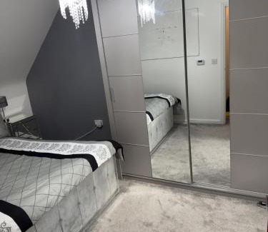 Hednesford Apartment | 2 bedroom Modern House