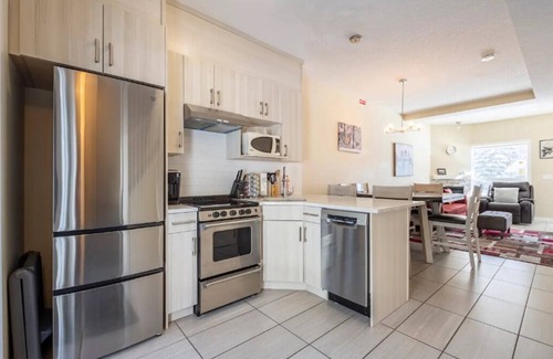 Harvie Heights House | 2 bedroom Mountain View Suite Getaway, right at the gate of Banff National Park.