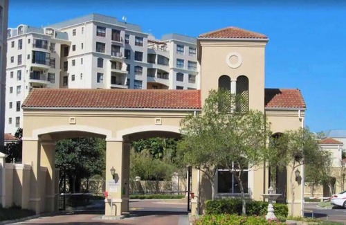 Century City Apartment | 2 Bedroom Mountain View Penthouse Century City