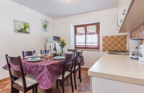 Jezenj Apartment | 2 bedroom nice apartment in Veli Jezenj