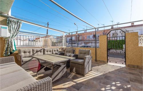 Santa Pola Apartment | 2 Bedroom Nice Apartment In Santa Pola