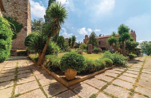 Follonica House | 2 bedroom nice home in Follonica