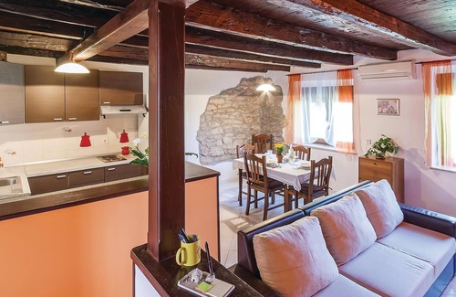 Rakalj House | 2 bedroom nice home in Rakalj
