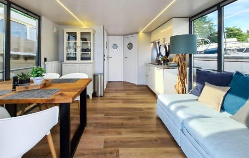 Ophoven Boat Rental | 2 Bedroom Nice Ship In Ophoven
