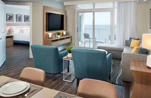 Downtown Myrtle Beach Villa | 2 BEDROOM OCEAN VIEW SUITE WITH KING/2 QUEENS
