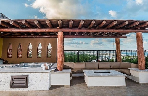 Punta Sam Apartment | 2 Bedroom Oceanfront Penthouse with Resort Amenities