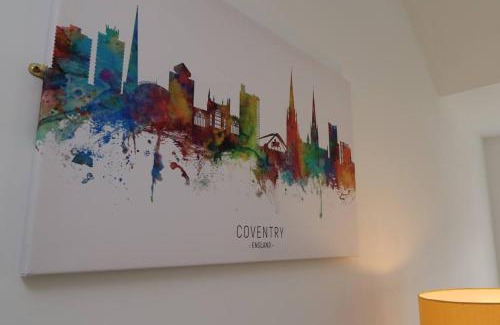 Coventry Apartment | 2 Bedroom Peaceful Penthouse - Private Parking