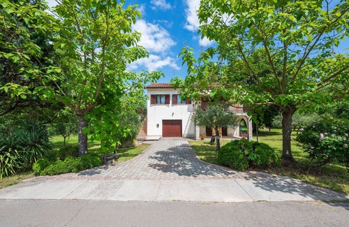 Krsan House | 2 bedroom pet friendly home in Lazarici