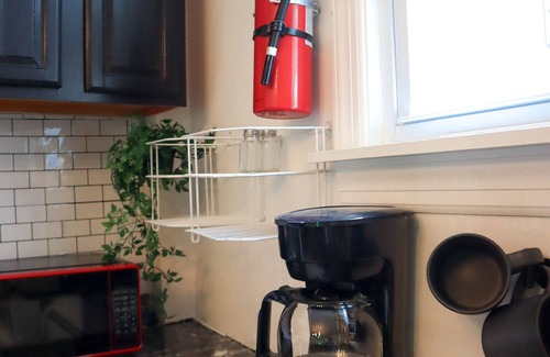 Paterson Apartment | 2-bedroom/Pool table/Ping Pong /Near NYC