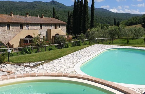 Chianni House | 2 bedroom private vacation home in tuscany