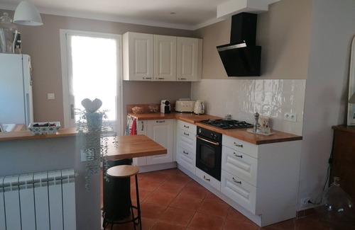 Toulon House | 2 bedroom private vacation home in toulon