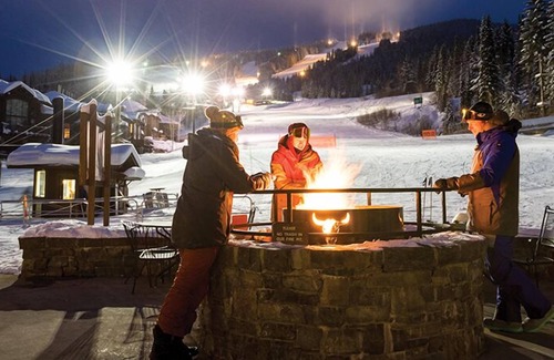 Whitefish Cabin | 2 Bedroom Retreat in Quiet Area near Slopes