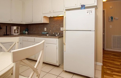 Long Beach Villa | 2 bedroom second row unit, across from beach, saltwater pool