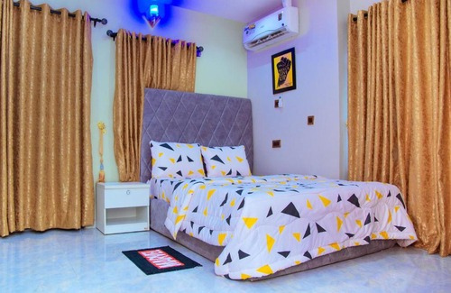 Alimosho Apartment | 2 Bedroom Serviced Apartment with Amazing Facilities