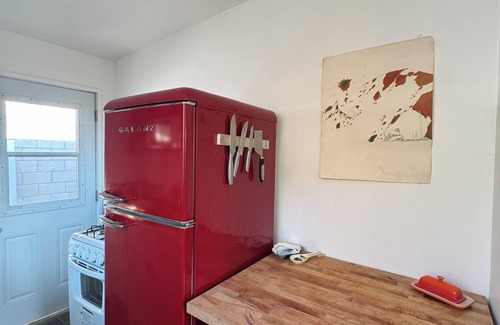 Sunset Junction House | 2-bedroom Silverlake bungalow @ Sunset Junction