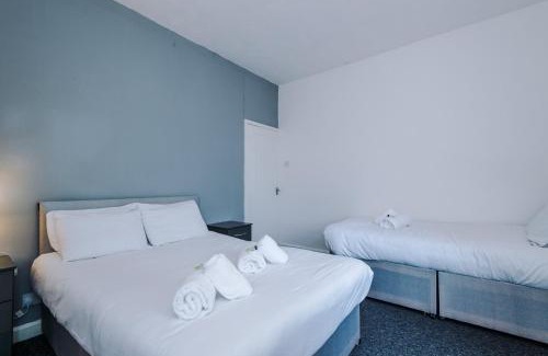 St Helens Apartment | 2 Bedroom St Helens Central location