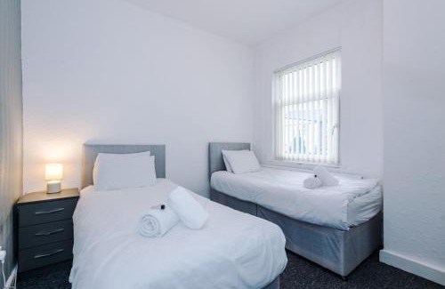 St Helens Apartment | 2 Bedroom St Helens Central location