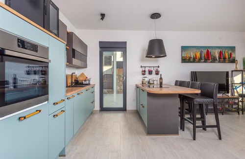 Municipality of Omisalj Apartment | 2 bedroom stunning apartment in Omisalj