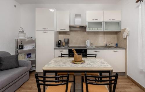 Drivenik House | 2 Bedroom Stunning Home In Drivenik