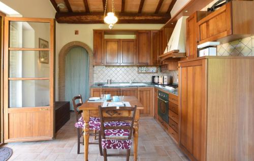 Valfabbrica House | 2 Bedroom Stunning Home In Casacastalda