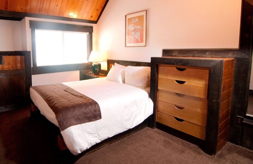 Tahoe Village Resort | 2 Bedroom Stunning Views Of Carson Valley W/Rooftop Hot Tubs