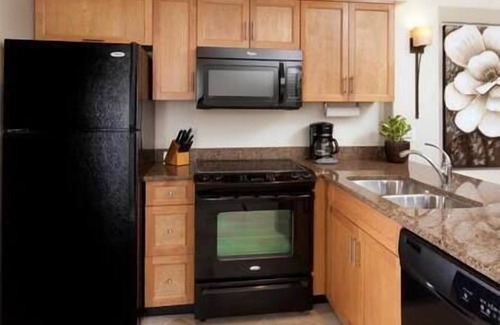 North Scottsdale Hotel | 2 BEDROOM SUITE-SHERATON DESERT OASIS-SCOTTSDALE!