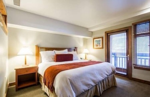 Park City Resort | 2 BEDROOM SUITE SUNDIAL LODGE, PARK CITY UTAH