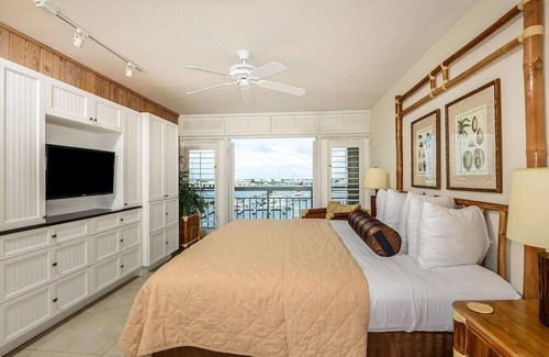 Estate Bakkero Resort | 2 BEDROOM SUITE - THE GALLEON RESORT - KEY WEST FLORIDA