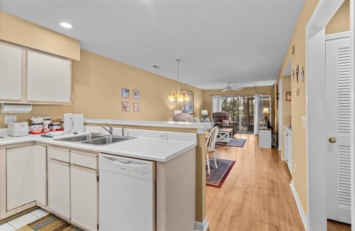 Pawleys Island Villa | 2 Bedroom True Blue Resort Villa-Ground Floor