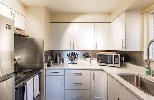 Olympia House | 2-bedroom vacation home just 9 minutes to Evergreen State College