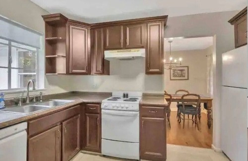 Vestavia Hills House | 2 Bedroom Vestavia Home