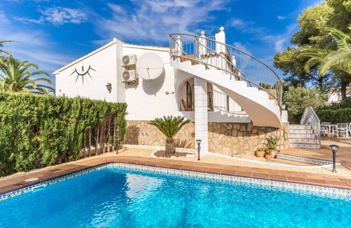 Media Luna Villa | 2 Bedroom Villa in Landscaped Gardens