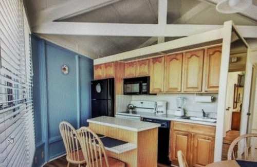 Marathon Villa | 2-bedroom villa in fantastic Marathon with WiFi, AC