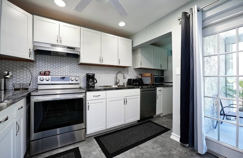 Fort Pierce Villa | 2-bedroom villa in gorgeous Fort Pierce with AC, WiFi, fitness room