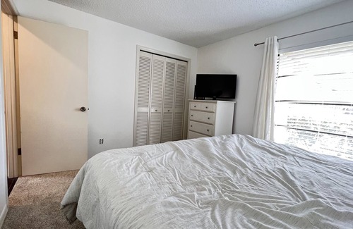 Palm Harbor Villa | 2 Bedroom Villa with Hot Tub and Heated Pool