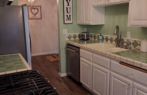 Humboldt Hill House | 2 bedroom with private hot tub, I studio with private hot tub separate units.