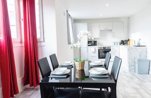 Deptford Apartment | 2 Bedrooms-4 Guests-babycot-wifi-freeparking