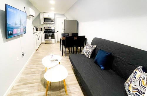 Bayonne Apartment | 2 Bedrooms Apartment 15 Min Away from EWR Airport, Cape Liberty