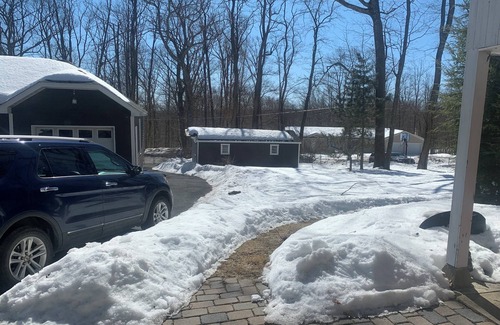 Pocono Summit Cabin | 2 Bedrooms Cabin In Pocono Summit