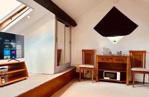 Macclesfield House | 2 Bedrooms in Macclesfield city centre