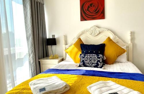 Stratford Apartment | 2-Bedrooms Modern Apartment next to Velodrome, Lounge, Balcony, Parking, ABBA