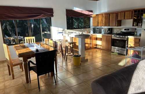 Dominical House | 2 BR and 1 Bath House with guesthouse - sleeps 8. Master bedroom has AC