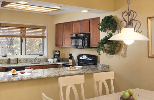 Fairfield Glade Resort | 2 BR Condo at Wyndham Fairfield Glade -3 Pools, Lakes, Golf, Hiking, and More!